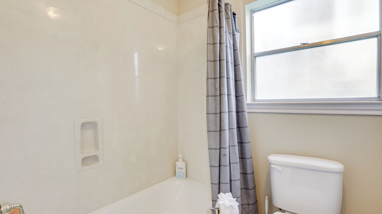 Photo of Bathroom in Magnolia
