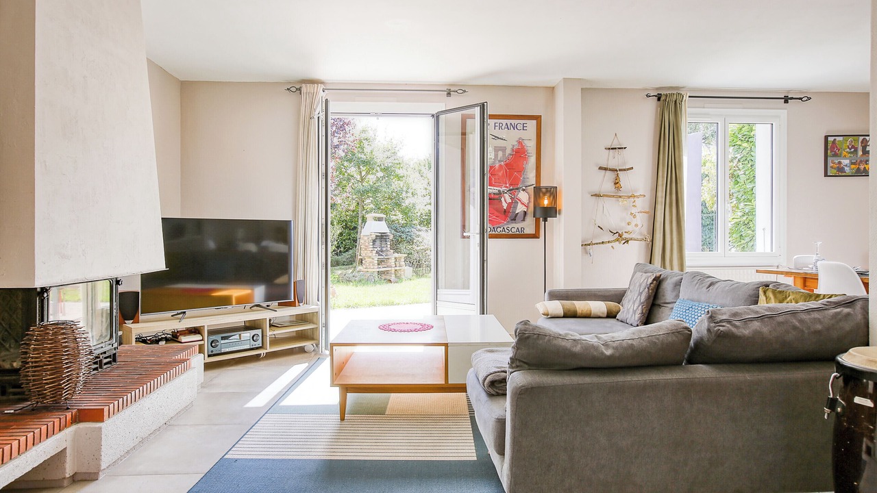 Photo of Livingroom in Beaucouze