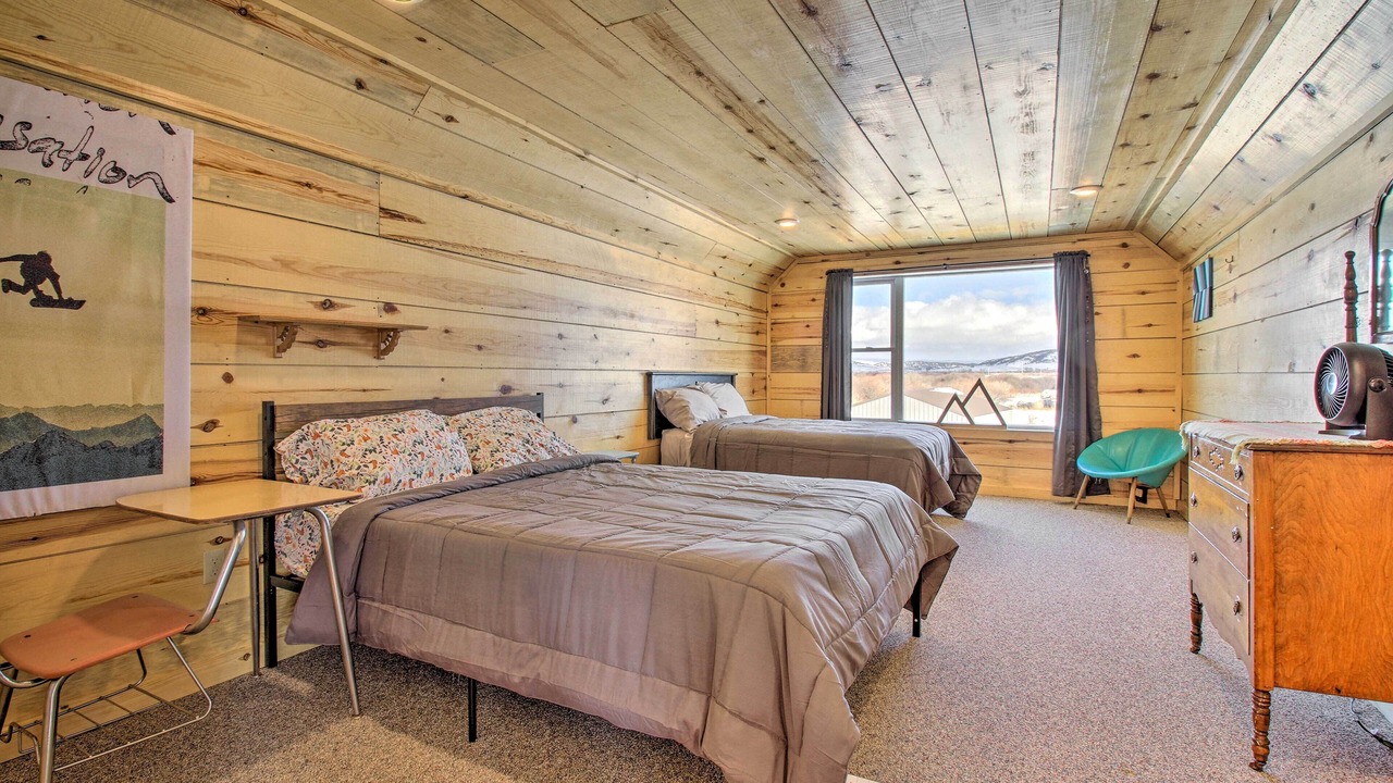 Photo of Others in White Sulphur Springs