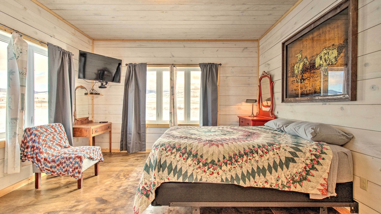 Photo of Others in White Sulphur Springs