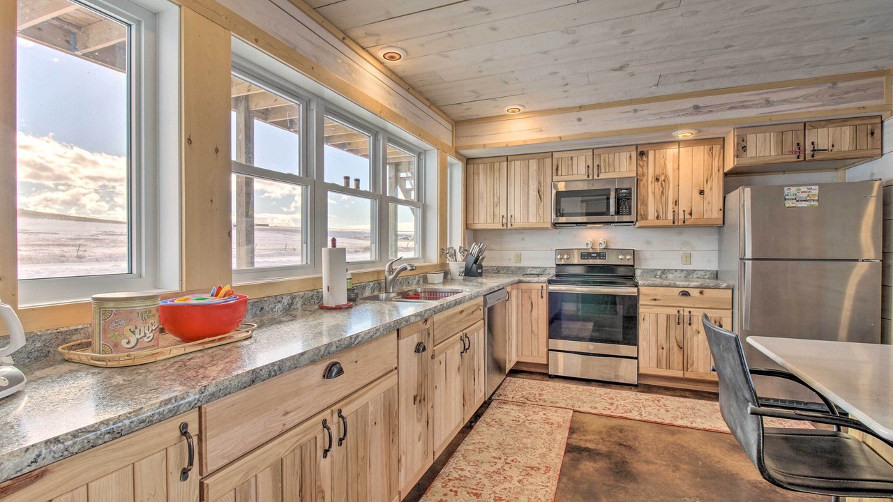 Photo of Kitchen in White Sulphur Springs