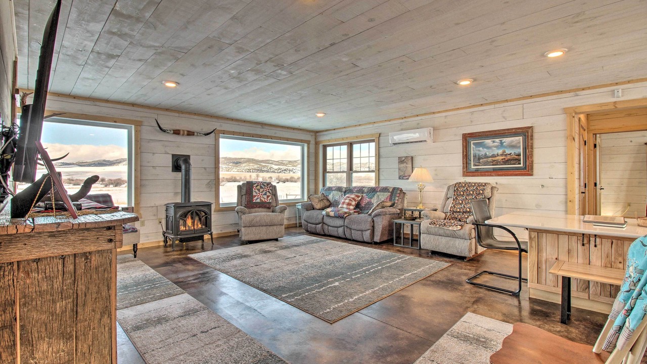 Photo of Bedroom in White Sulphur Springs