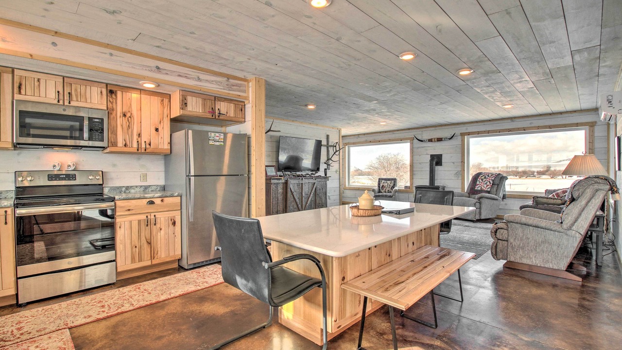 Photo of Kitchen in White Sulphur Springs