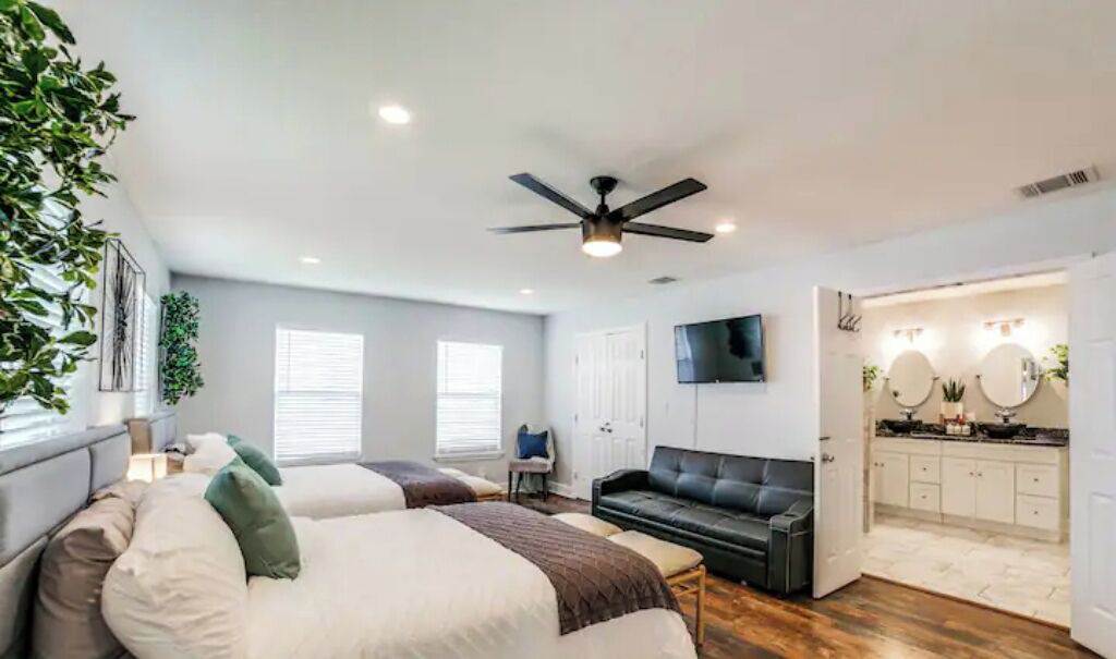 Photo of Bedroom in Nevada Street
