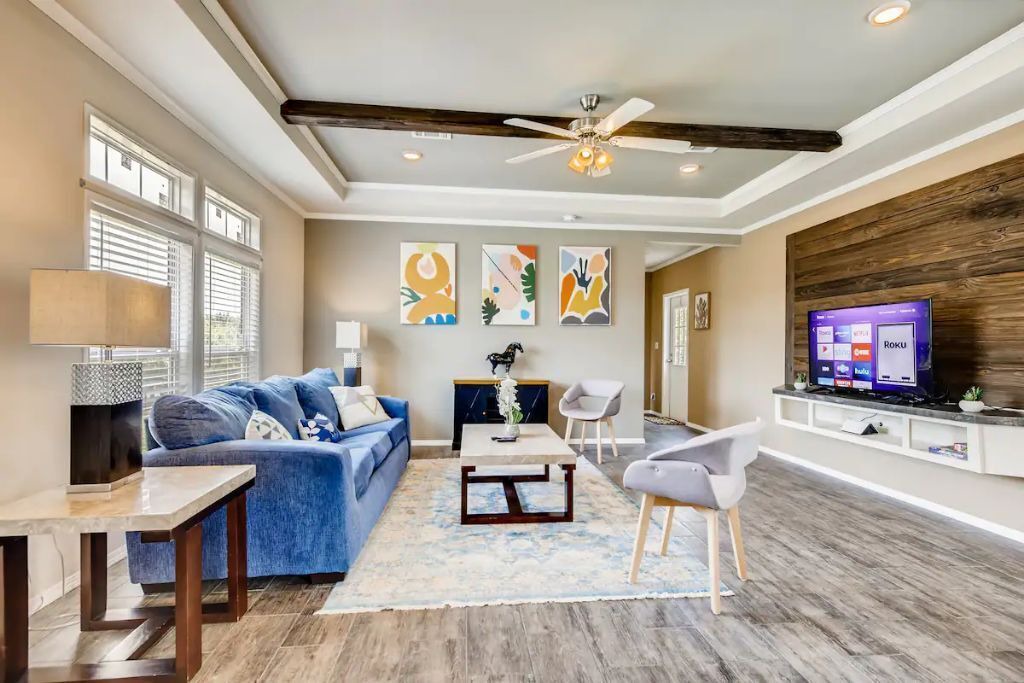 Photo of Livingroom in Dripping Springs