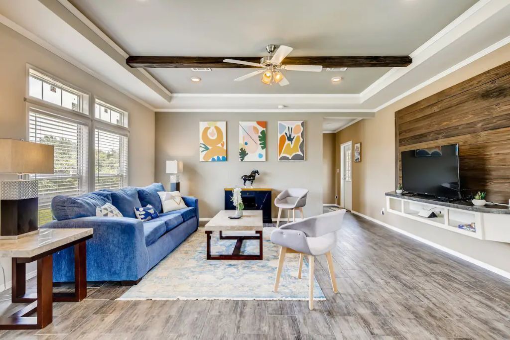 Photo of Livingroom in Dripping Springs