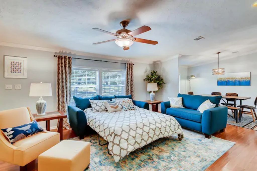 Photo of Livingroom in Dripping Springs