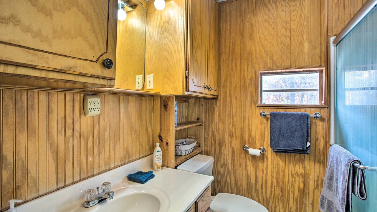 Photo of Bathroom in Kingston