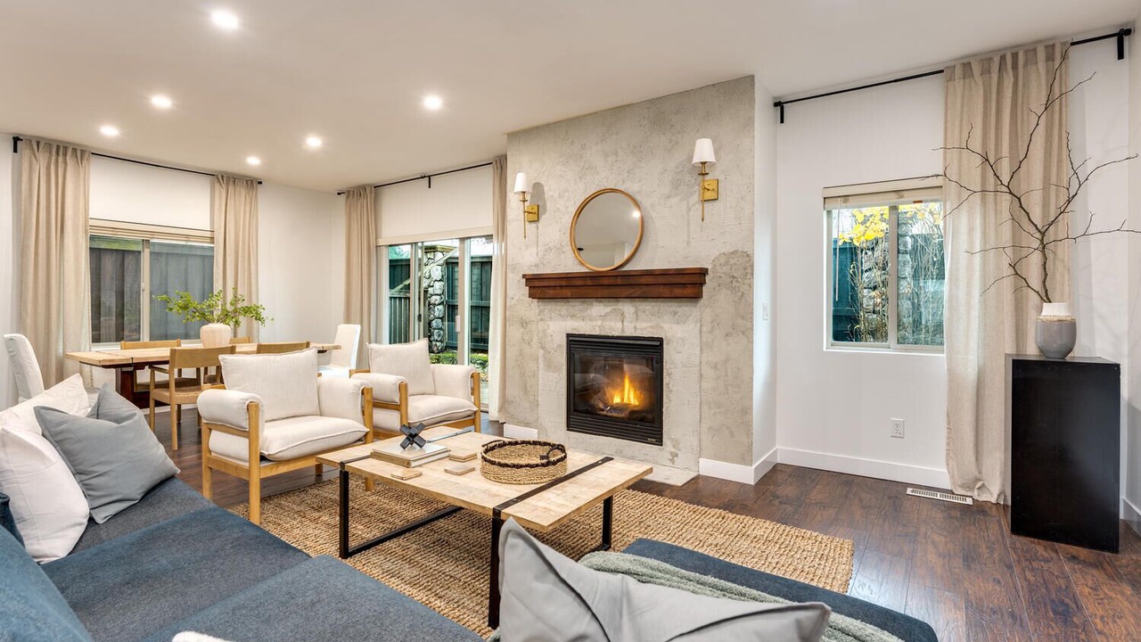 Photo of Livingroom in Hazel Dell