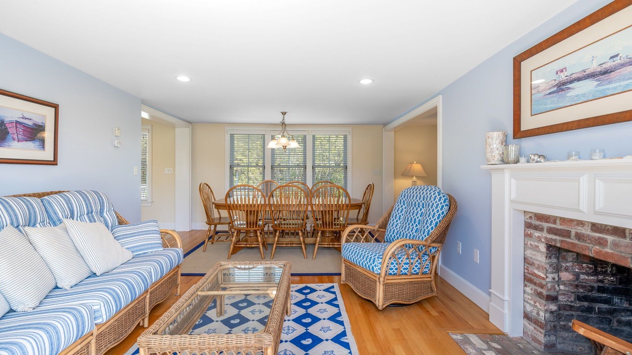 Photo of Livingroom in Dennis Port