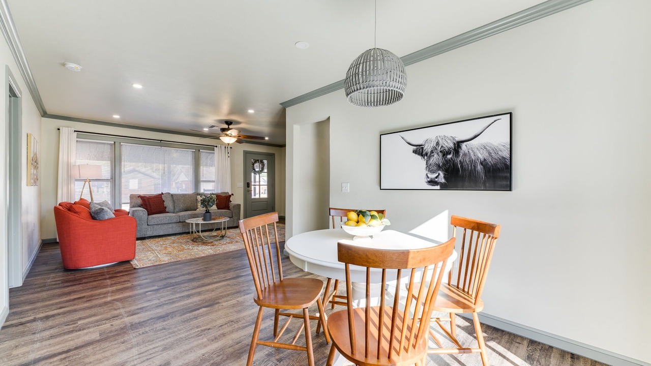 Photo of Livingroom in Central Oklahoma City
