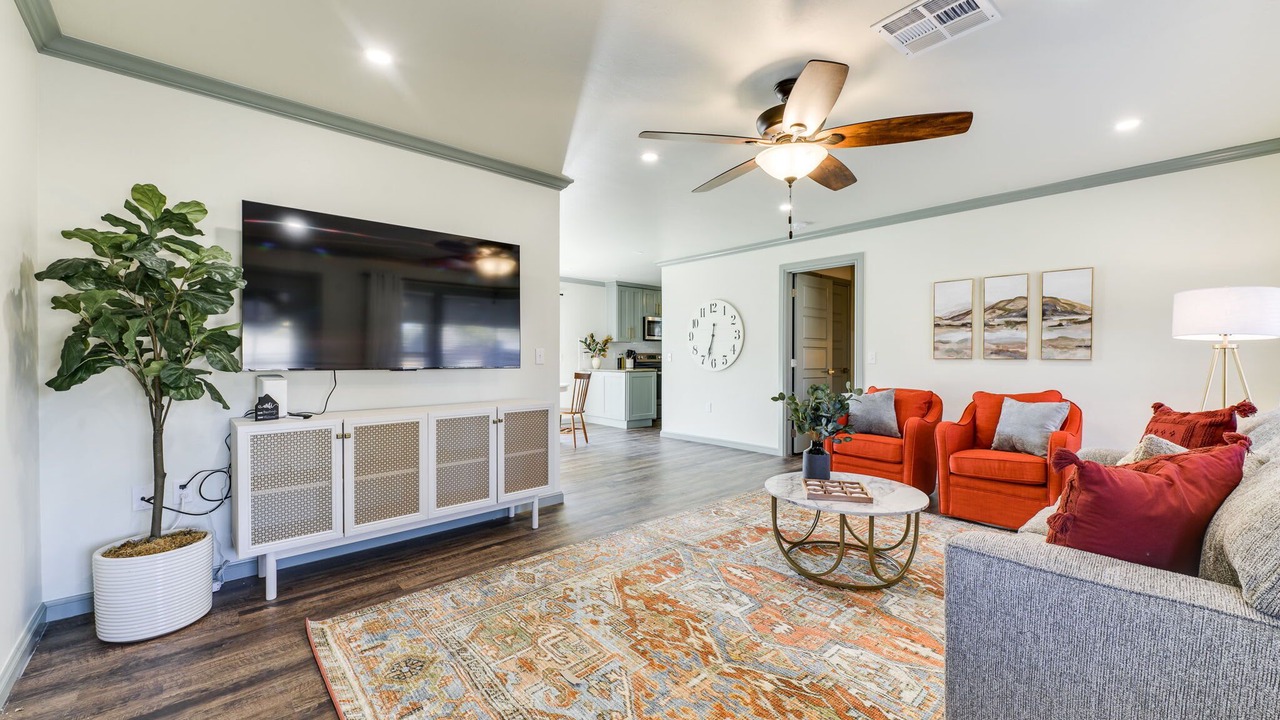 Photo of Livingroom in Central Oklahoma City