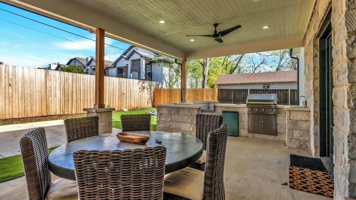 Photo of Others in Central Arlington