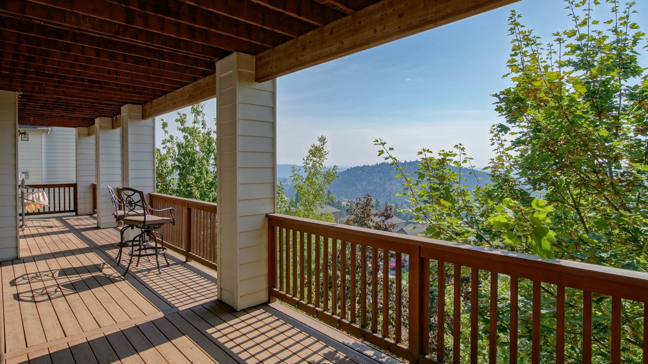 Photo of Patio Balcony in Happy Valley
