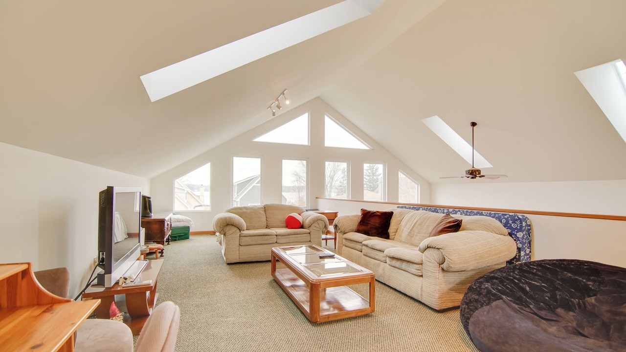 Photo of Livingroom in Twin Lakes