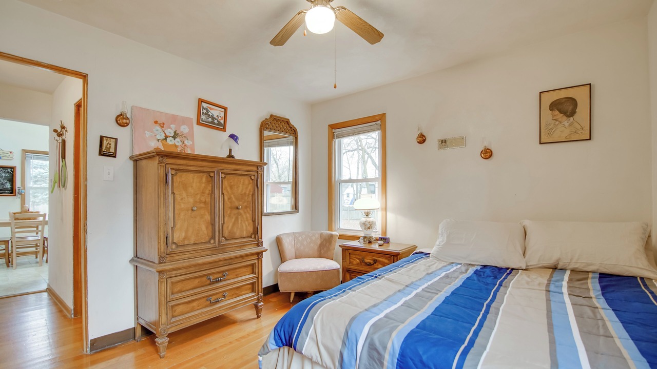 Photo of Bedroom in Twin Lakes