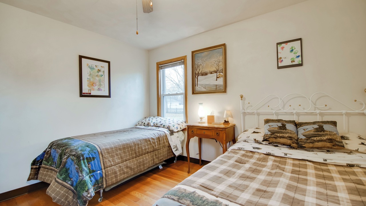 Photo of Bedroom in Twin Lakes