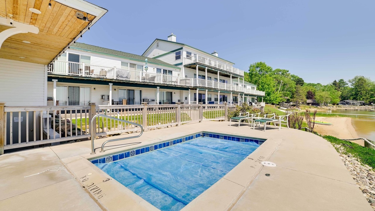 Photo of Patio Balcony in Onekama