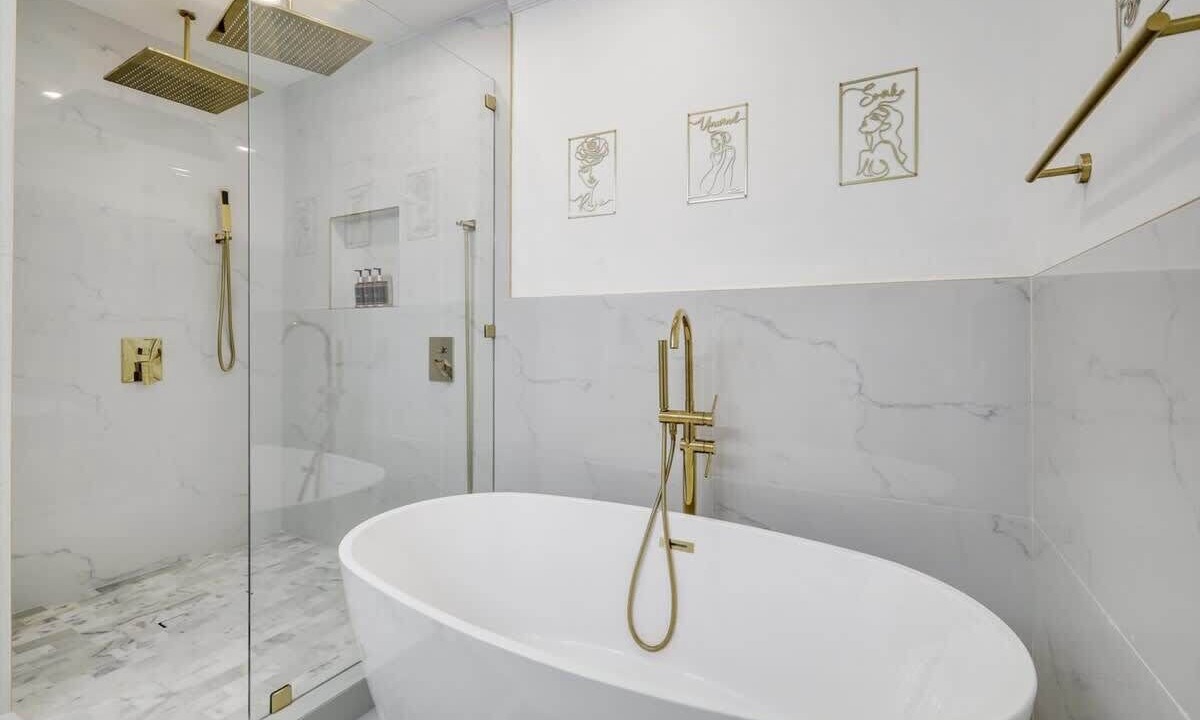 Photo of Bathroom in The Colony