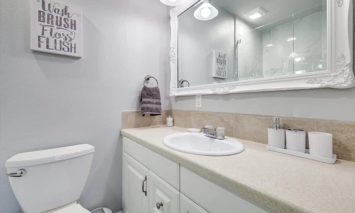 Photo of Bathroom in The Colony