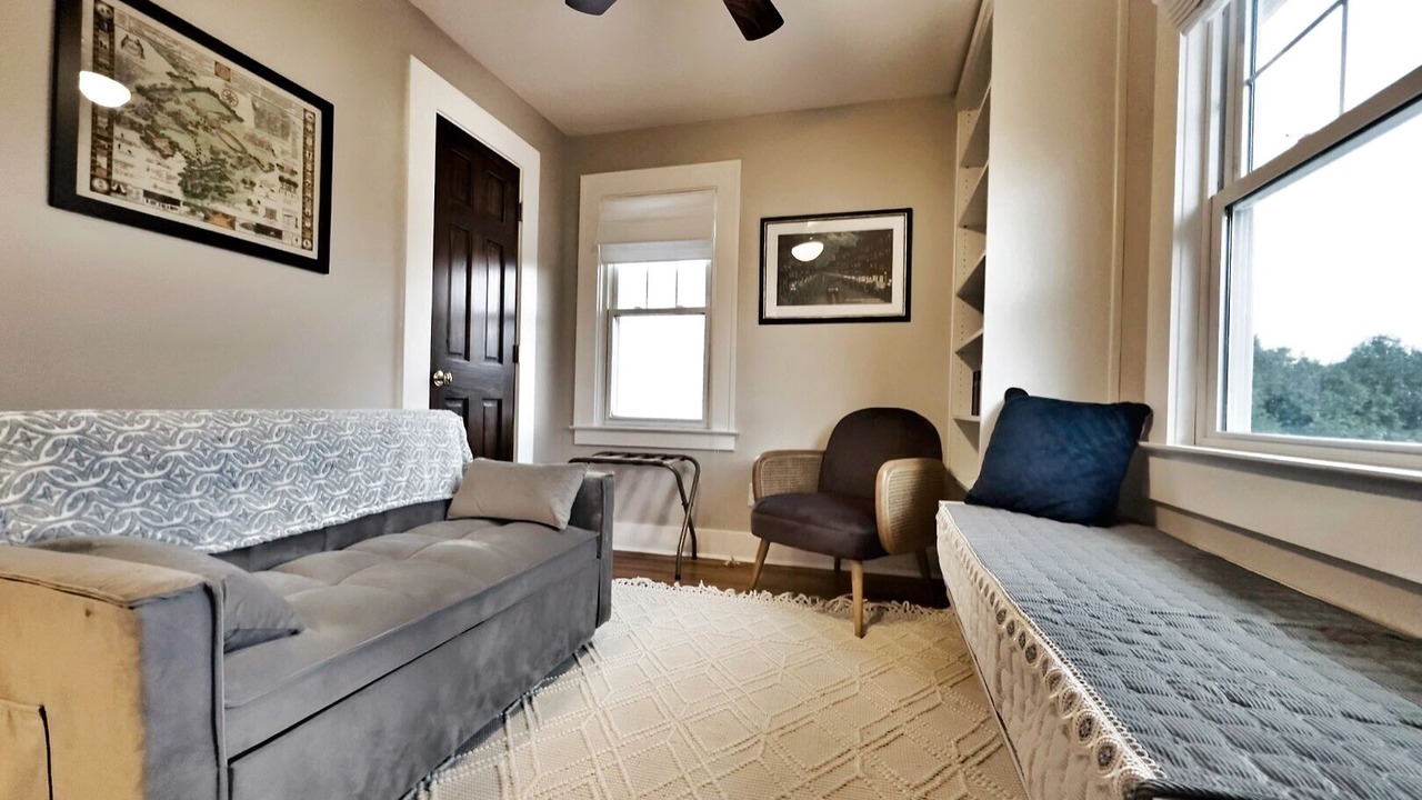 Photo of Livingroom in Southside