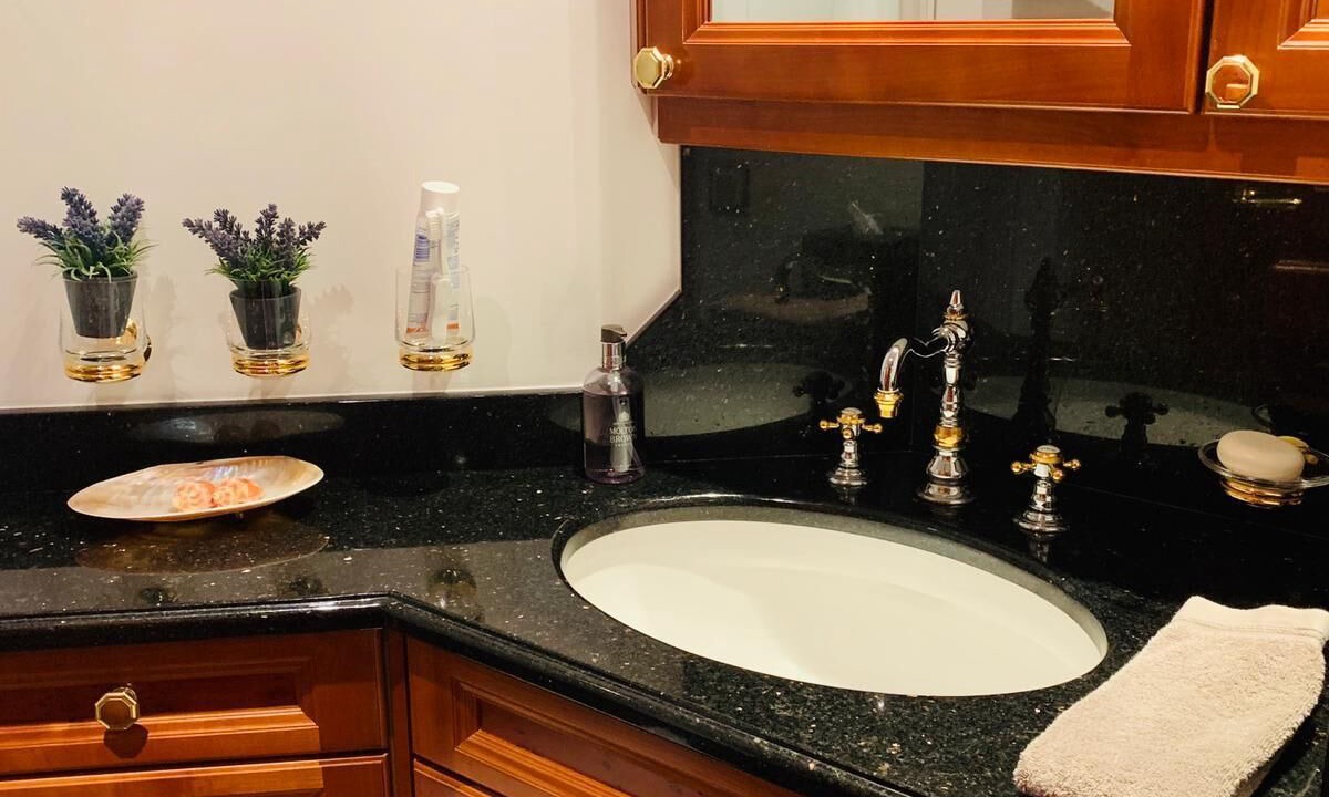 Photo of Bathroom in Saanenmoeser