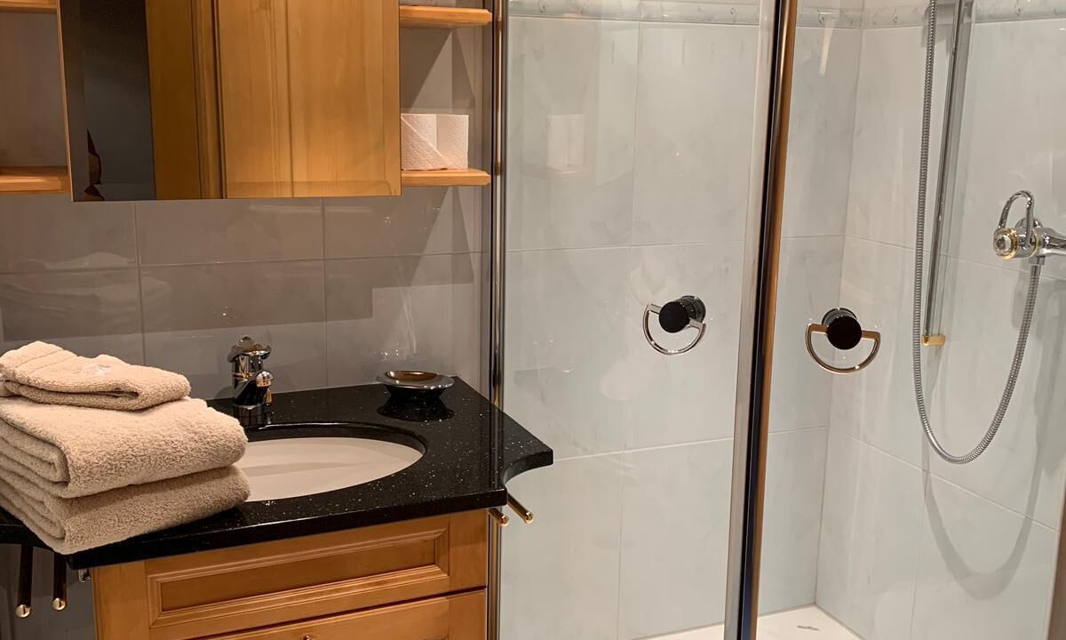 Photo of Bathroom in Saanenmoeser