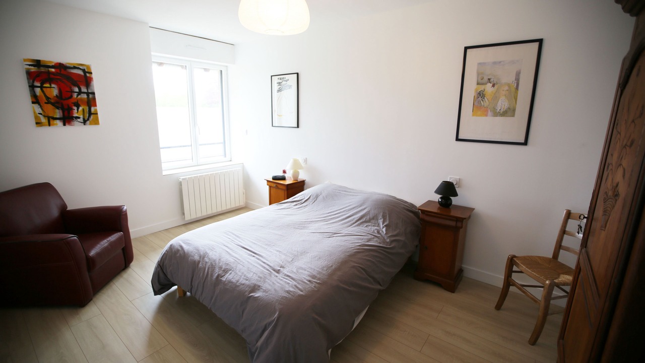 Photo of Bedroom in Perrou