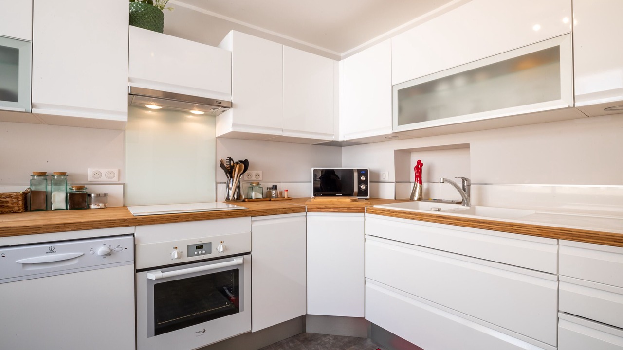 Photo of Kitchen in Beaune City Centre