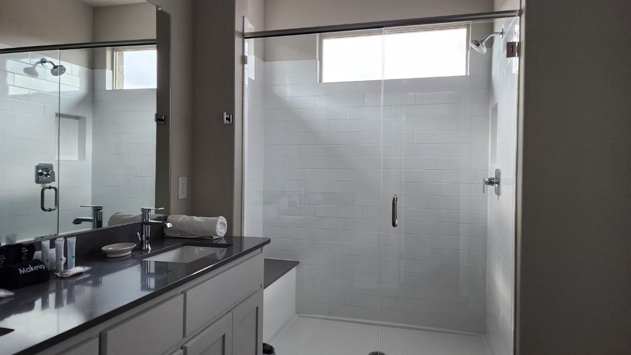 Photo of Bathroom in Glenn Heights