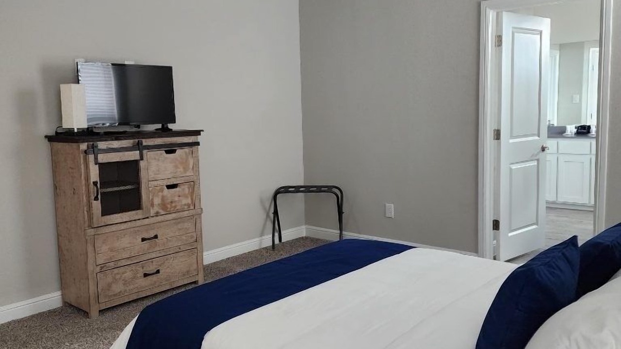 Photo of Bedroom in Glenn Heights