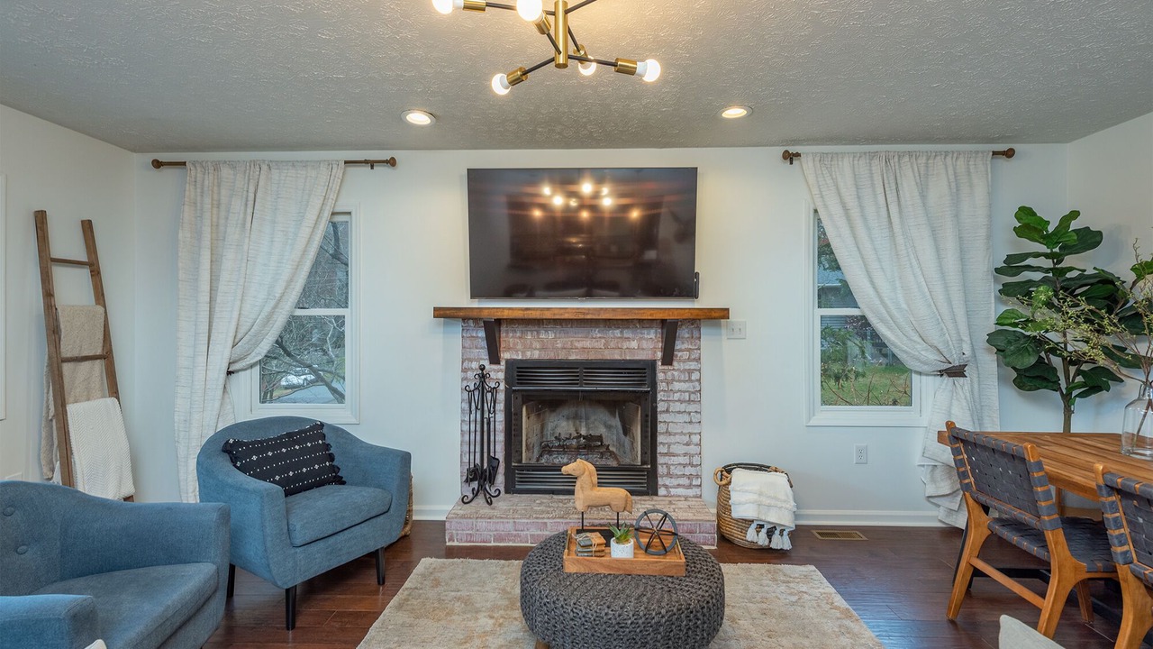 Photo of Livingroom in Royal Pines