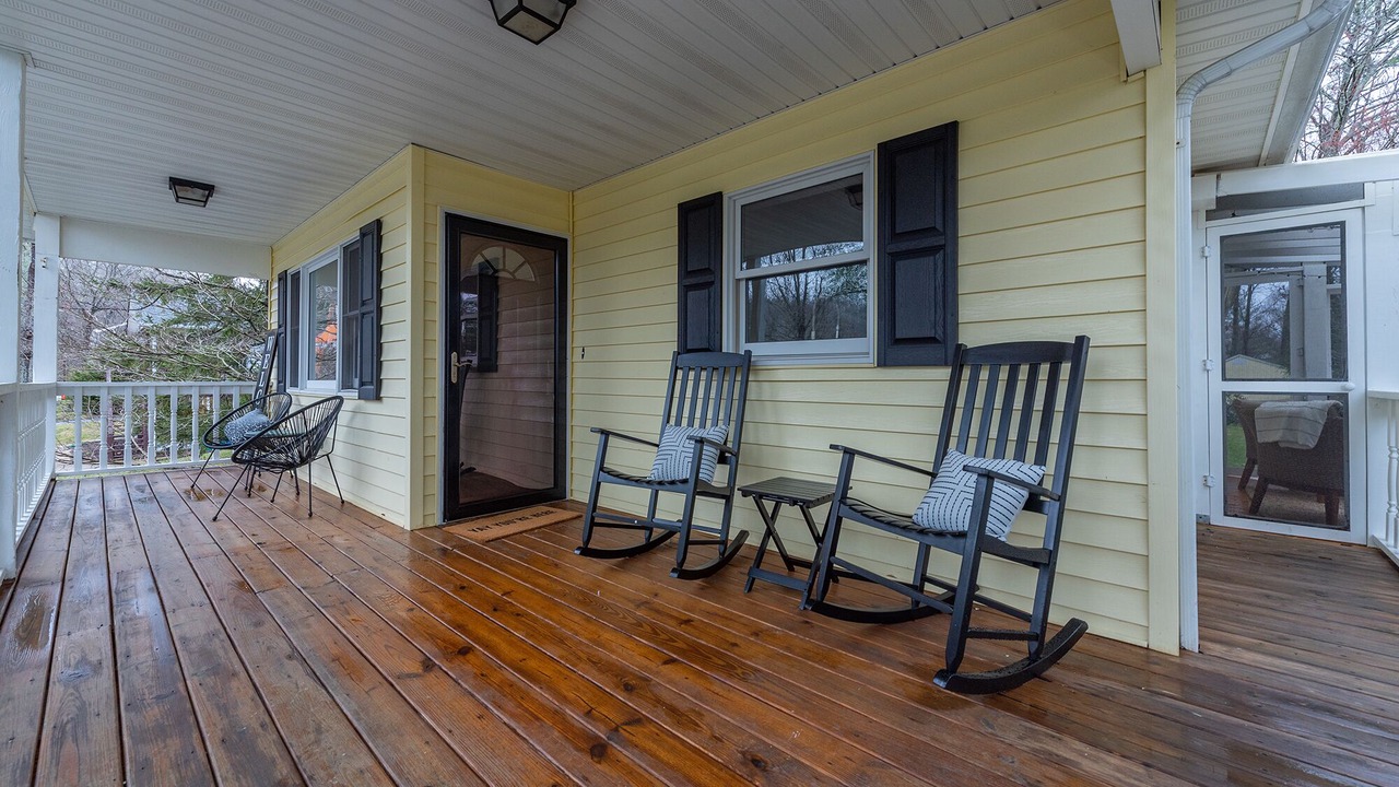 Photo of Patio Balcony in Royal Pines