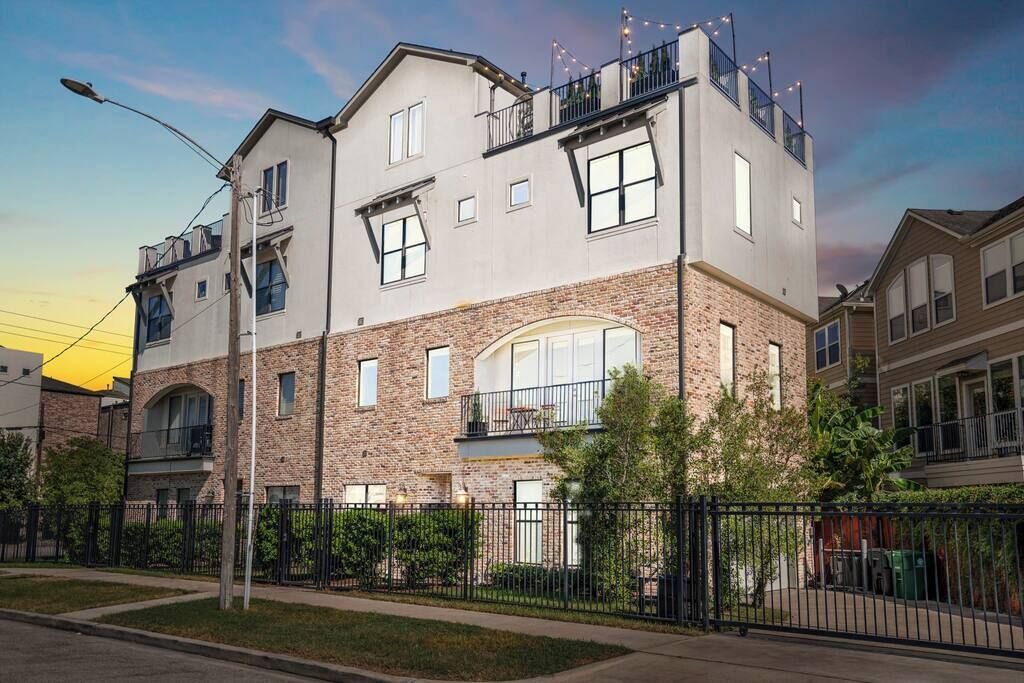 Photo of Patio Balcony in East Downtown Houston
