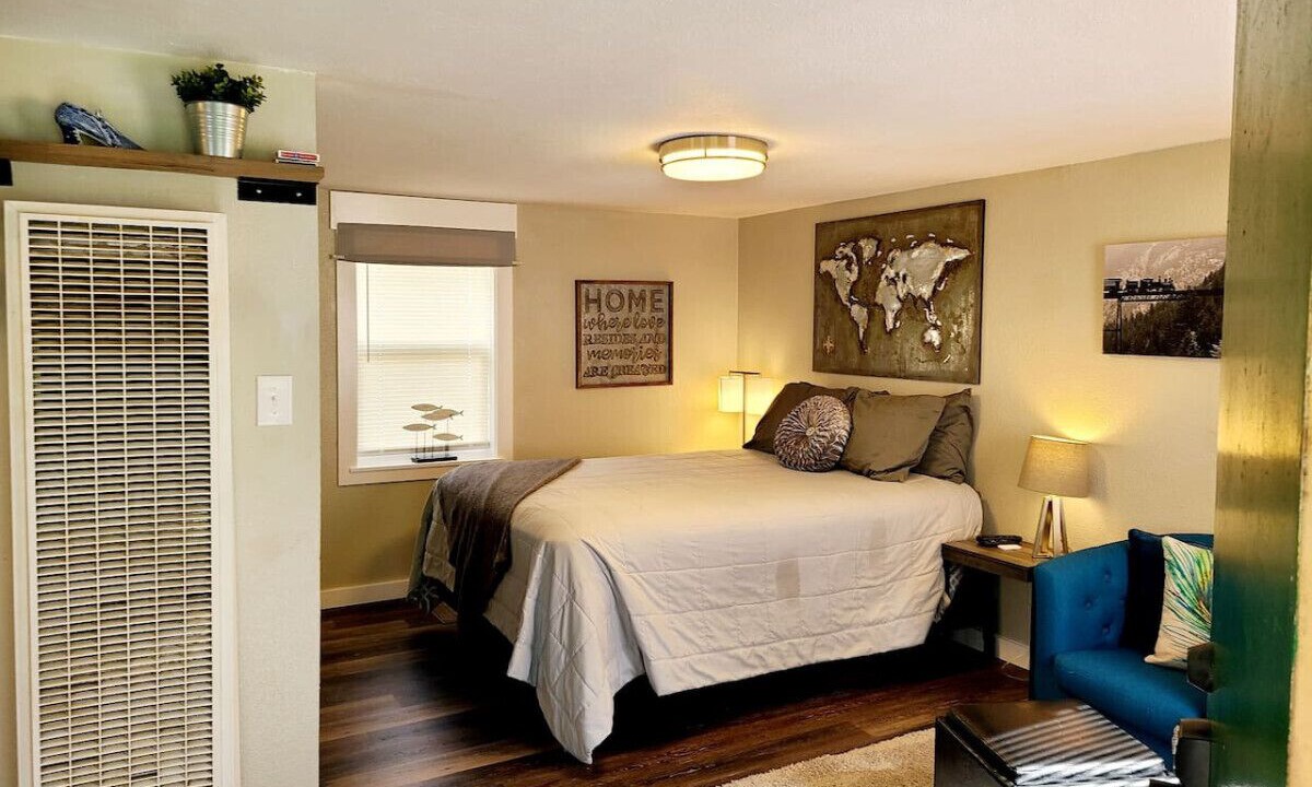 Photo of Bedroom in Glenwood Springs