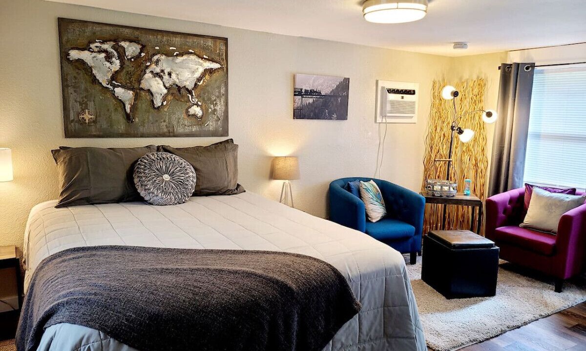 Photo of Bedroom in Glenwood Springs