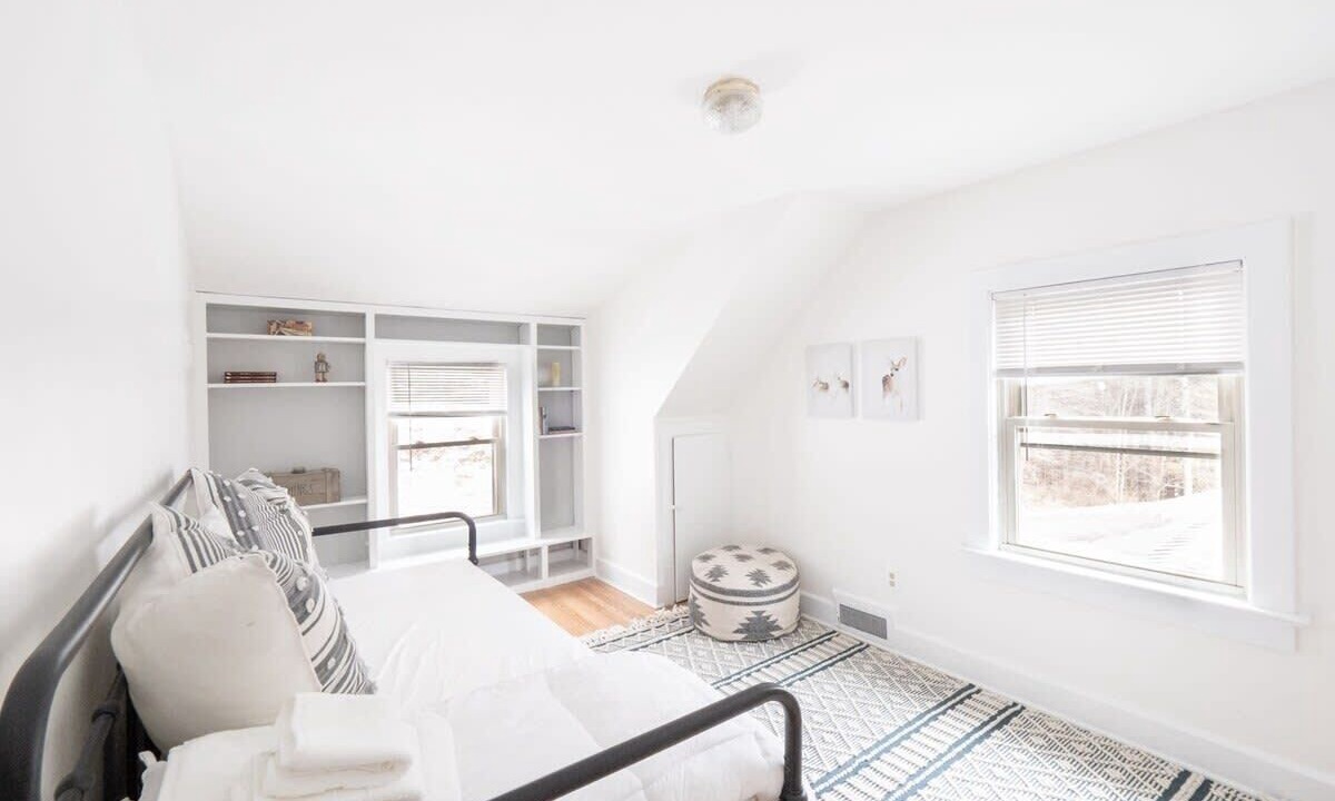 Photo of Bedroom in Pittsfield