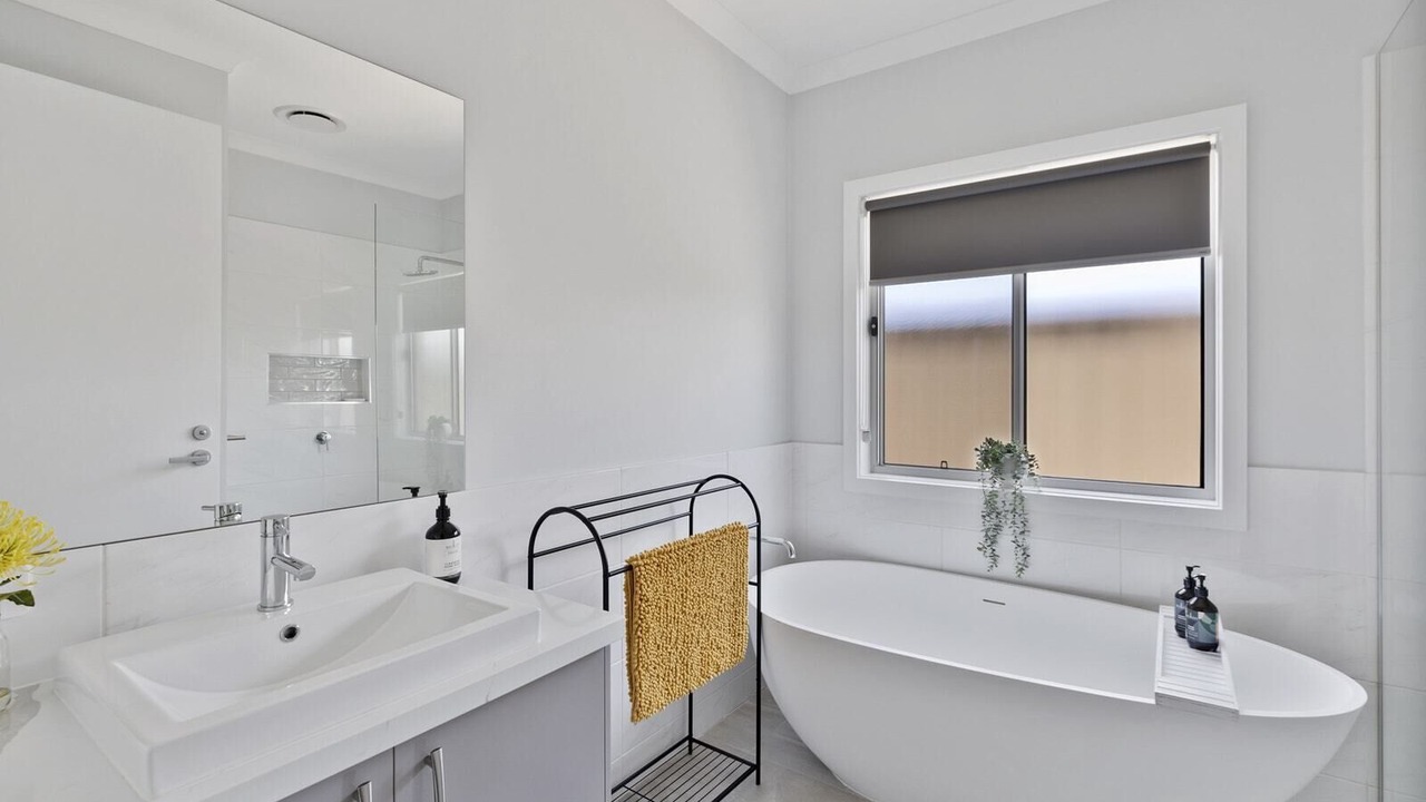 Photo of Bathroom in Yarrawonga