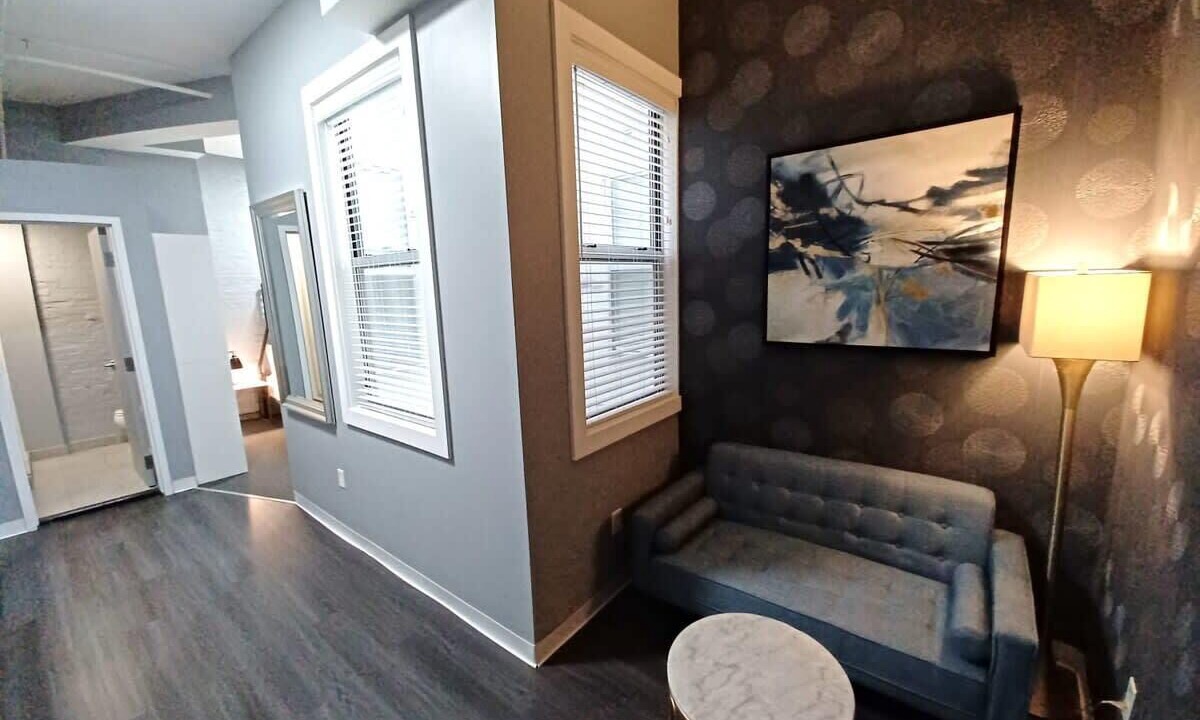 Photo of Livingroom in Downtown Boston