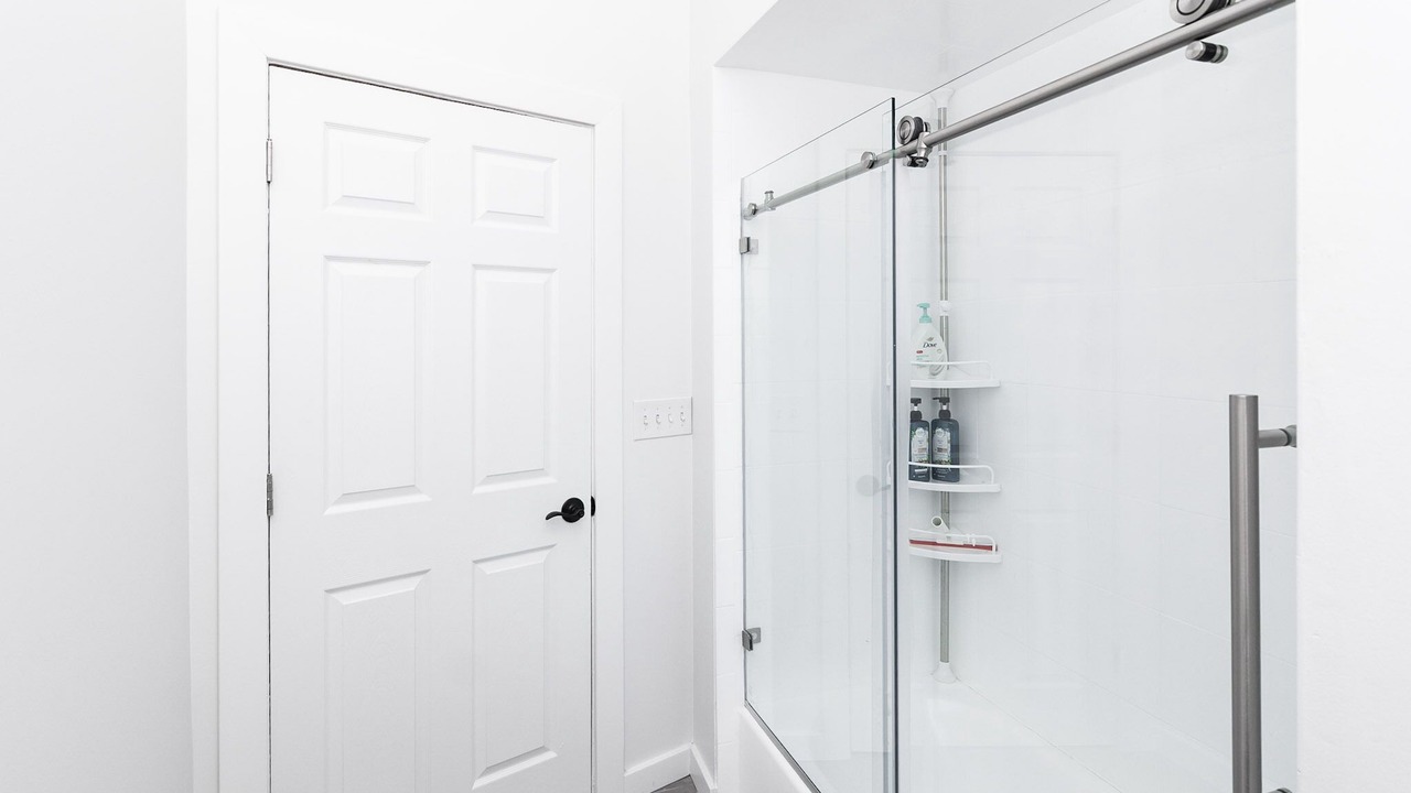 Photo of Bathroom in Fort Lee