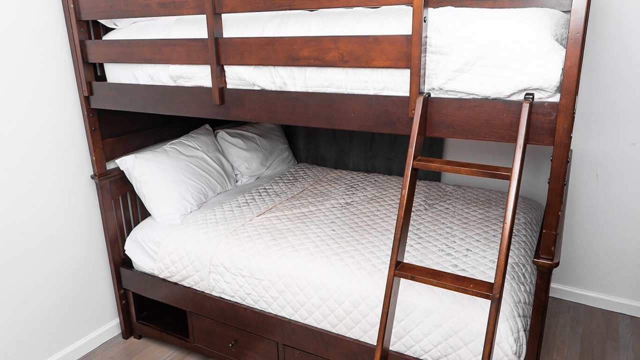 Photo of Bedroom in Fort Lee