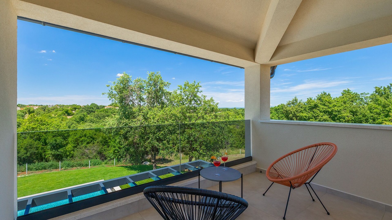 Photo of Patio Balcony in Sajini