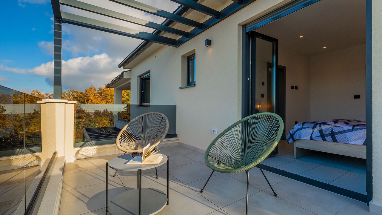 Photo of Patio Balcony in Sajini