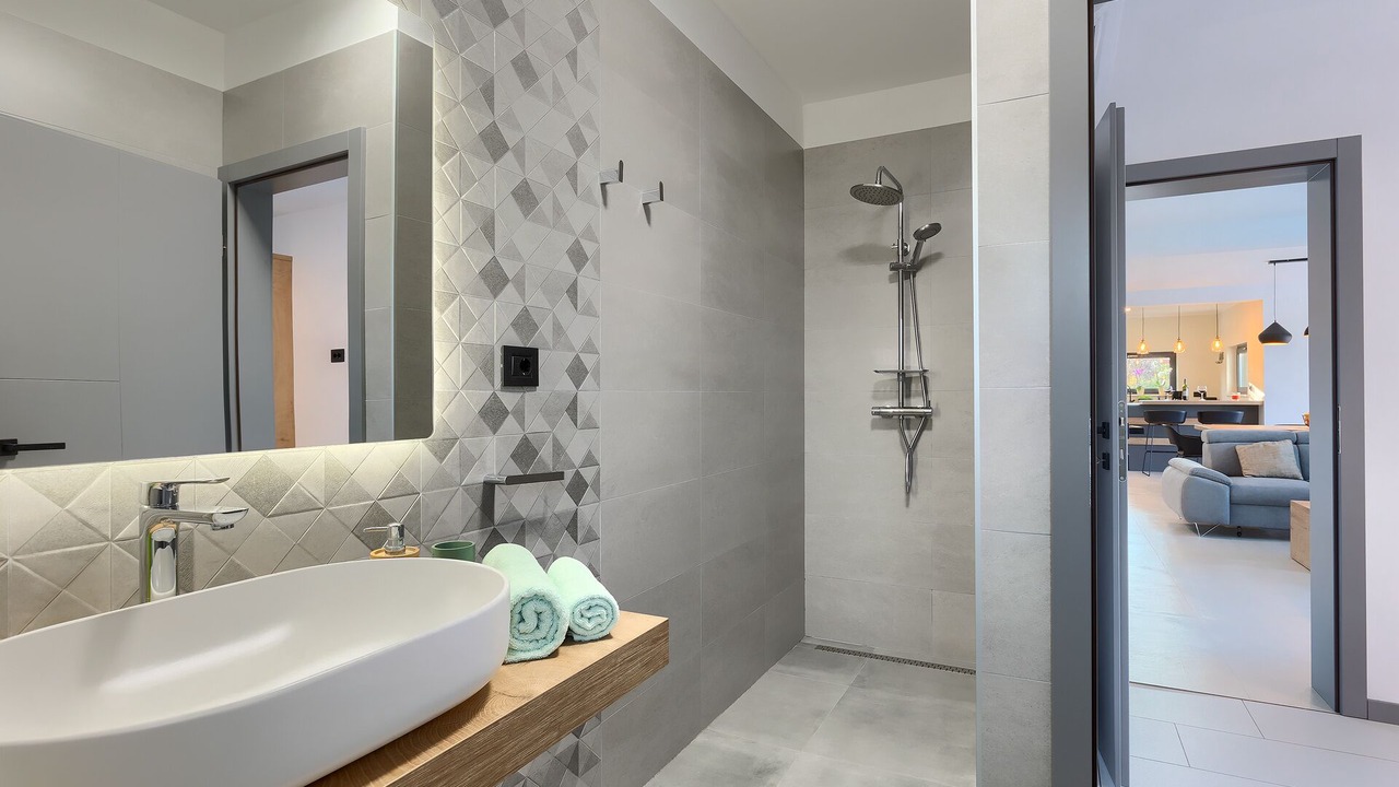 Photo of Bathroom in Sajini