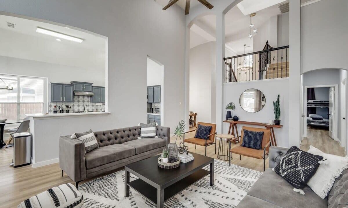 Photo of Livingroom in Fossil Creek