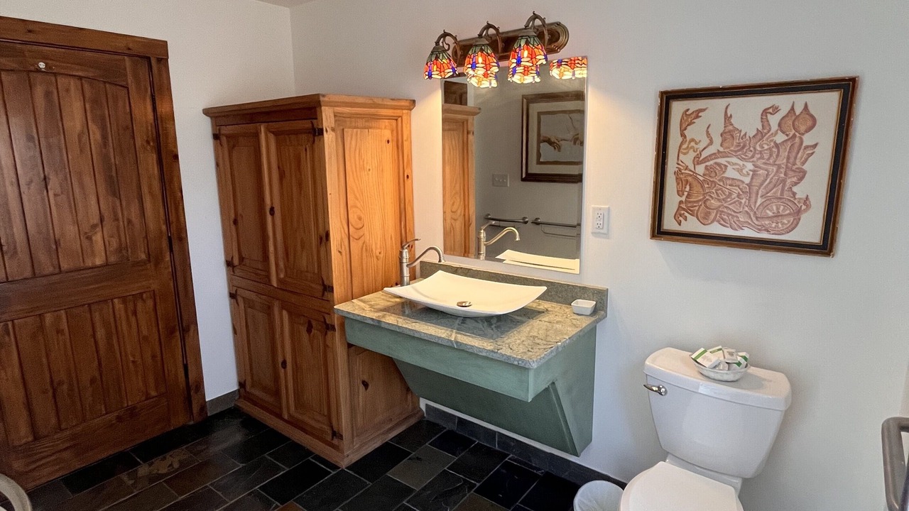 Photo of Bathroom in Hernando