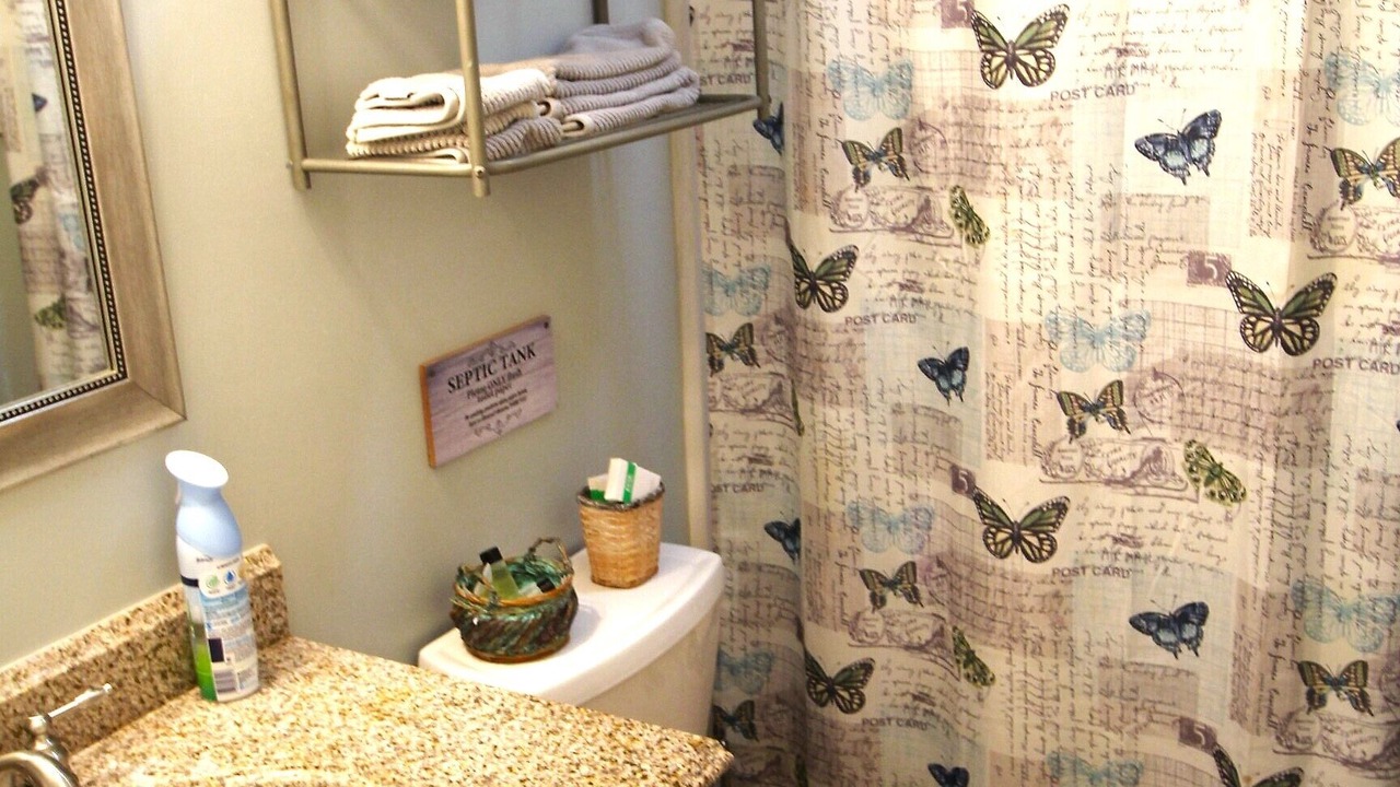 Photo of Bathroom in Hernando