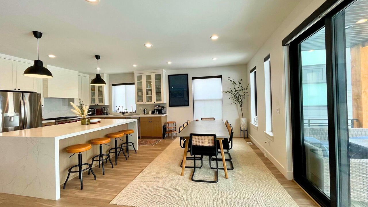 Photo of Others in Ogden