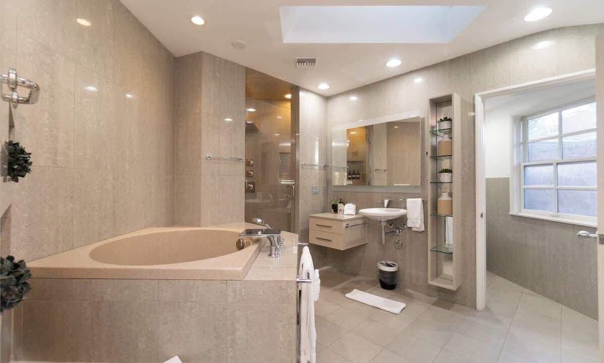 Photo of Bathroom in Northridge
