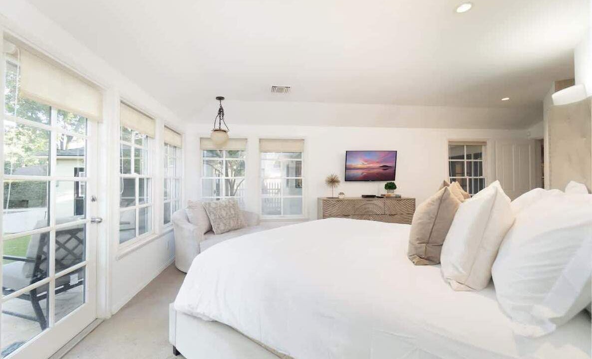 Photo of Bedroom in Northridge